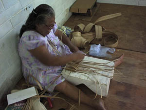 Utwa Weaving Instructor
