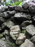 Utwe, wall construction